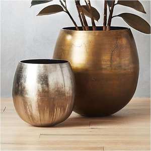 Jardinière en métal chromé doré de qualité supérieure, au design moderne, élément décoratif unique pour plantes d'intérieur/extérieur - Product Image 4