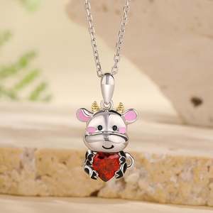 จี้รูปหัวใจวัวนมน้อย Jeulia Hug Me ทำจากเงินสเตอร์ลิง ของขวัญสุดเพอร์เฟกต์ - Product Image 4