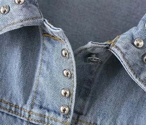 Chaqueta Vaquera Casual Gótica para Mujer, Estilo Moderno, con Detalle de Botones, Manga Larga, Ropa Urbana de Alta Calidad - Product Image 4