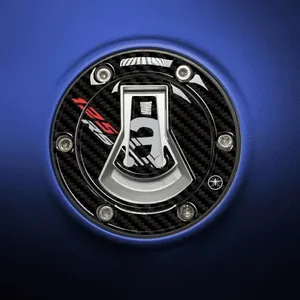 Adesivo 3D Personalizzato per Protezione Tappo Serbatoio con Logo per Aprilia RS 125, Uso Decorativo - Product Image 1