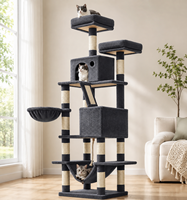 Centre de divertissement pour chats Deluxe, durable et écologique, avec poteaux en sisal, jouets suspendus et plateformes pour animaux d'intérieur