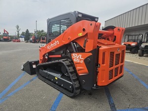 รถตักล้อยาง Kubota SVL97 รุ่นใหม่ พร้อมเครื่องบดไม้ในตัว มาพร้อมเครื่องยนต์หลักและชิ้นส่วนปั๊ม - Product Image 6
