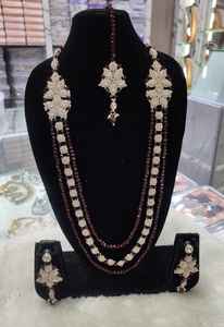 <b>Indian</b> Traditional and Fashionable Gold Plated and Long Mala With Earring and Maagtika Combo Necklace Set for Women - Product Image 3