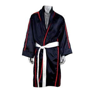 Nueva Bata de Boxeo Unisex Roja de Poliéster/Nailon con Capucha Personalizable, Bata de Combate de Secado Rápido, Ligera y Transpirable, OEM - Product Image 4