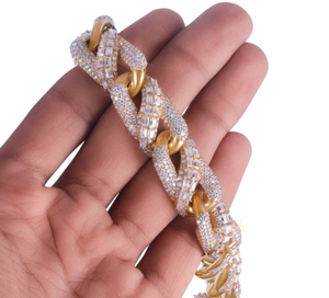 Collier en argent sterling avec pendentifs style hip-hop en moissanite VVS1, passe le testeur de diamants, chaîne cubaine bicolore à coupe baguette - Product Image 2