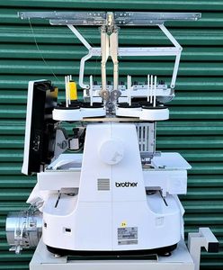 DESCUENTO ACTIVO Máquina de Bordar Industrial Brother Pr1000e de 10 Agujas - Product Image 1
