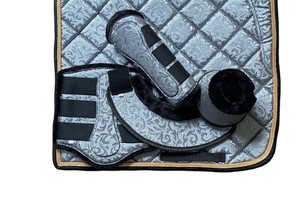 Almohadilla de Silla de Montar para Caballo de Algodón y Lana de Estilo Clásico y Duradero, Forro de Polialgodón, Correas Reforzadas, Diseño Ligero, Personalizable - Product Image 2