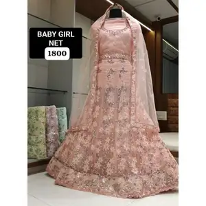 رداء Lehenga Gharara Choli بتطريز ثقيل على الطراز الهندي من مصمم جديد لملابس حفلات الزفاف تستخدم من الهند