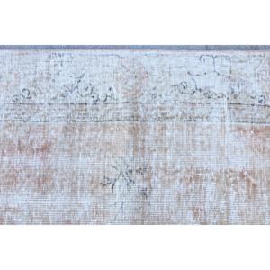 พรมวิ่งสไตล์ตุรกี ขนาด 1.9x9.6 ฟุต สีขาวน้ำตาลลายตารางวินเทจ ทำจากขนสัตว์ - Product Image 5