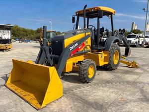 Chargeuse-pelleteuse JOHN DEERRE haute performance 310 G - Product Image 2