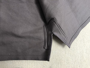 ชุดยิวยิตสูบราซิลเลียนแบบพรีเมียมผ้าเพิร์ลวีฟสำหรับผู้ใหญ่ ทนทาน ได้รับการรับรองจาก IBJJF ชุดศิลปะการต่อสู้ที่ทันสมัย - Product Image 4