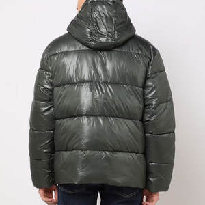 Traje de moda Factory Outlet Street Wear Hombres Shinny Puffer Jacket Mejor artículo Venta en línea Parches bordados Puffer Jacket - Product Image 3