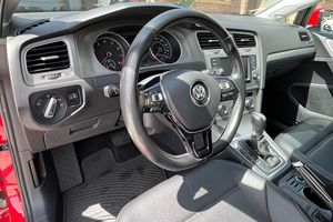Volkswagen Golf SportWagen SE 2017 en Buen Estado - Product Image 3