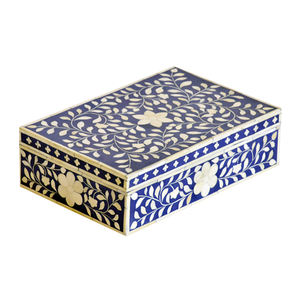 Caja de joyería de madera y resina con diseño floral de resina blanca hecha a mano, embalaje de joyería tipo regalo embalado en cartón - Product Image 1