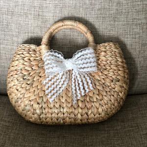 Paniers de rangement tissés à la main en jacinthe d'eau et jonc de mer Nouveau design moderne Artisanat en osier de panier en rotin - Product Image 1