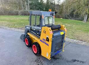 จัดส่งฟรี CFG KRW232 รถตักล้อยางขนาดเล็ก 30 แรงม้า เครื่องยนต์ไดเซล/แก๊ส ได้รับมาตรฐาน CE EPA สำหรับทุกสภาพพื้นผิว - Product Image 6