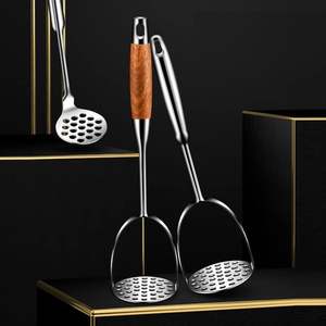 Triturador de patatas de acero inoxidable con mango de madera, triturador de patatas de Metal resistente, utensilio triturador de alimentos, triturador manual de verduras y frutas - Product Image 6