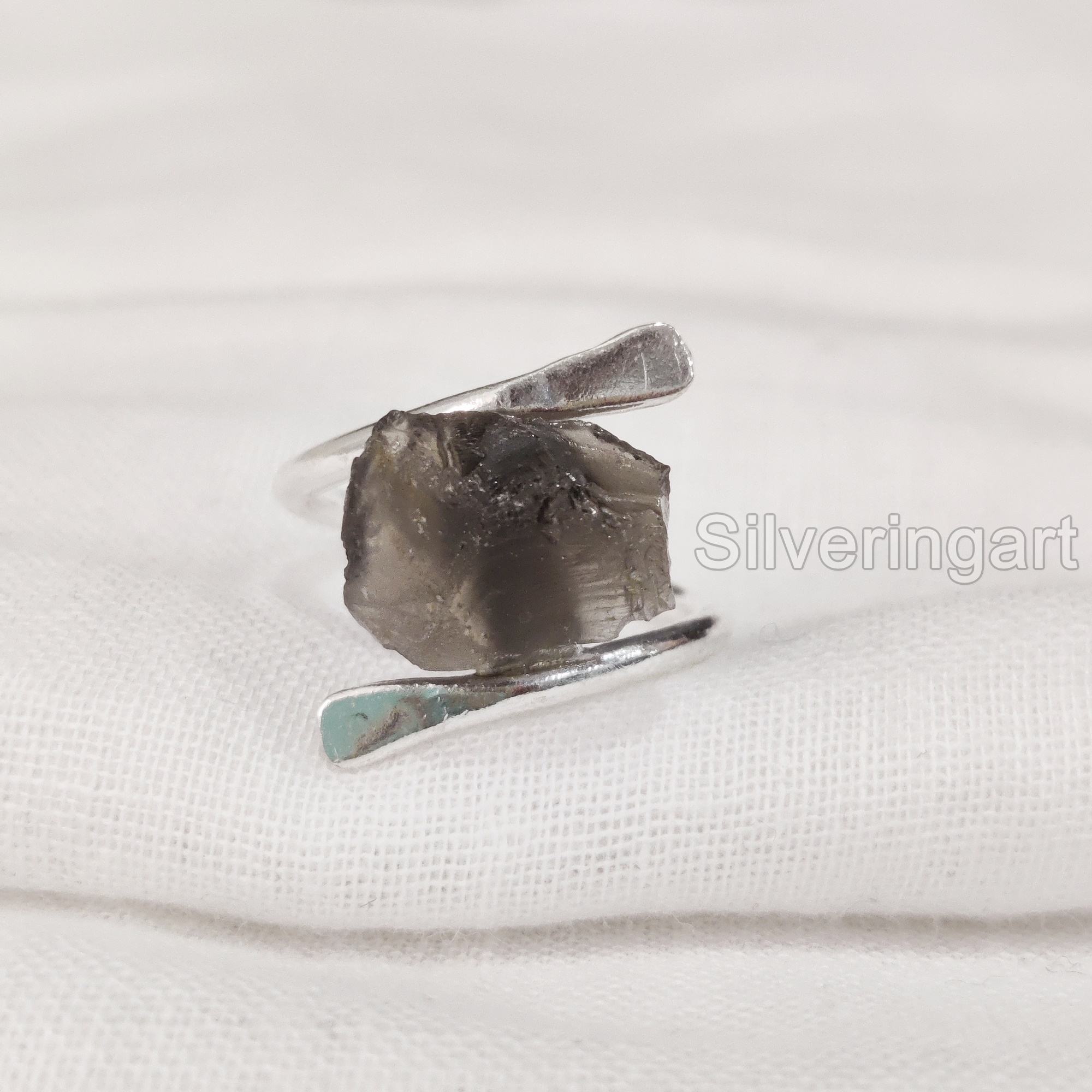 สีน้ำตาล