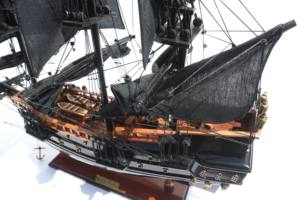 BLACK PEARL-GIA NHIEN CO. LTD TS0112W Modèle de bateau en bois de petite taille, produit de haute qualité fabriqué au VIETNAM - Product Image 4