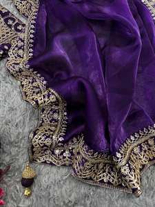 Vêtements de fête de style moderne pour femmes indiennes Dernière conception traditionnelle Bollywood avec fil de cordon en satin Fendy et travail de séquence - Product Image 5