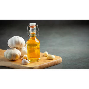 Líquido puro de aceite esencial de extracto de hierbas de ajo salvaje de grado Certificado en botella personalizada a la venta - Product Image 1