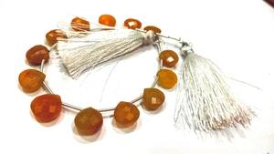 Cuentas de Briolette de 10mm en forma de corazón de Aguamarina amarilla natural vendidas por hebra de 8 pulgadas de largo - Product Image 2