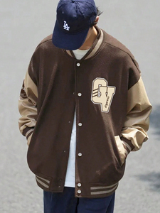 Chaqueta Varsity de Alta Calidad Personalizada con Colores del Estado de Oregón, Chaqueta Bomber para Hombre en Verde y Amarillo con Mangas de Cuero PU y Letras Bordadas - Product Image 3