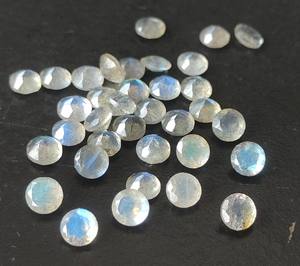 Piedra lunar de labradorita natural al por mayor, piedras preciosas sueltas facetadas de corte redondo de 2mm-30mm con juego de colores para la fabricación de joyas - Product Image 2
