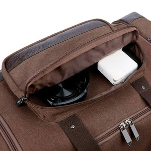 Top Trending Men Sports Bag Cómodo Peso ligero Nueva moda Moda Cheap Rate Sports Gym Bag Con totalmente hecho a medida - Product Image 5