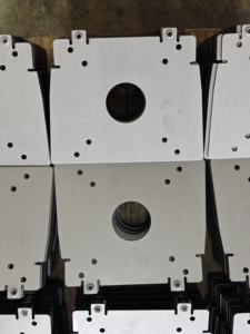 Fabrication sur mesure de tôles métalliques au Vietnam, découpe laser de plaques d'acier, revêtement en poudre, composant de machine-outil industrielle OEM - Product Image 3