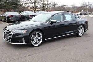 Audi S8 2020 en parfait état - Product Image 4