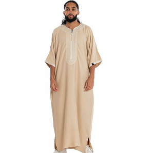 Abaya Traditionnelle Musulmane de Luxe de Qualité Supérieure pour Hommes – Vêtement Islamique Élégant en Coton Respirant au Design Moderne – Thobes en Gros - Product Image 5
