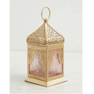 Mini lanterne à bougie marocaine en métal décoratif antique avec lanternes suspendues et au sol en verre couleur pêche - Product Image 1