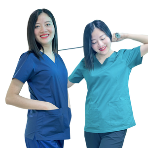 Sao Mai FMF gommages médicaux personnalisés OEM ODM uniformes hospitaliers avec logo et emballage personnalisés Fabricant du Vietnam - Product Image 3