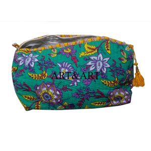 Custom Quilted Floral Print Eco-Friendly Cotton Water Resistant Large Capacity Cute <b>Women's</b> Makeup <b>Bag</b> with Zipper Closure - Product Image 5