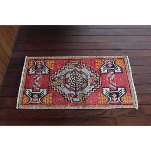 Vintage 1.6x3.1 ft Rug, Turkish Rug, <b>Red</b> Floral <b>Wool</b> Rug - Product Image 3