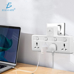 Multipresa con luce notturna e interruttori individuali, adattatore da parete a 4 vie - Product Image 6