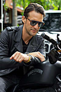 Veste de motard en cuir véritable noir | Cuir à grain naturel perforé | Veste de protection de moto élégante - Product Image 4