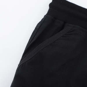 กางเกงขาสั้นผู้หญิงแบบ OEM ระบายอากาศได้ดี ผ้าคอตตอน 100% ยืดได้ 4 ทิศทาง เป็นมิตรกับสิ่งแวดล้อม แห้งเร็ว ลดราคา - Product Image 4