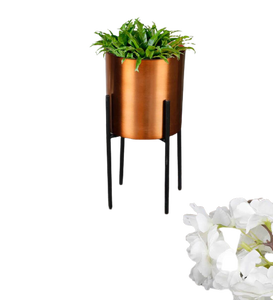 Jardinières de fleurs de différents designs Finition colorée Décoration d'intérieur Jardinière de sol Design de salon Pots de fleurs en métal - Product Image 4