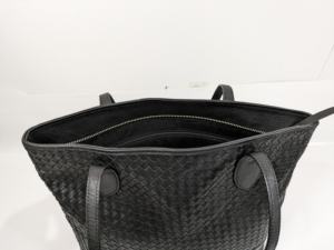 Bolso de mano de cuero genuino trenzado bohemio de gran capacidad de fábrica, botón con asa de lujo, cadenas geométricas portátiles informales - Product Image 3