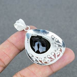 Fine Jewelry 925 Argent Plaqué Laiton Poire Cut Gemstone Pendentif avec Onyx Unisexe Pendentifs pour Cadeau D'anniversaire Au Meilleur Prix - Product Image 3