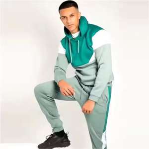 Vente en gros de sweats à capuche personnalisés, jogging uni décontracté, survêtements chauds et doux, ensembles de survêtements en polyester avec broderie de fitness pour hommes - Product Image 4