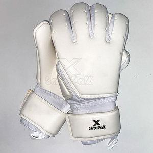 Top Performance Goalkeeper <b>Gloves</b> Enhanced Ball Control & Protection Goalkeeper <b>Gloves</b> - Product Image 4
