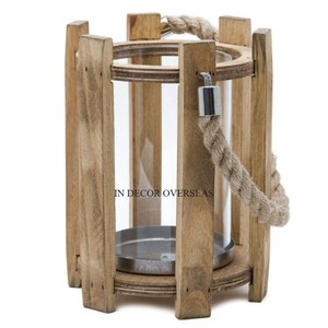 Aspecto llamativo, Metal pulido brillante plateado y vidrio transparente, diseño elegante, linternas decorativas para el hogar y la boda - Product Image 4