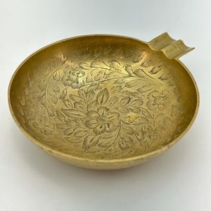 Vente chaude gravé Design laiton métal cendrier porte-cigarette accessoires pour fumer à bas prix - Product Image 6