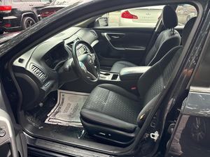 ALTIMA 2.5 S 2018 d'occasion, faible kilométrage, consommation de carburant en route, traction avant, moteur 179 CV, transmission automatique, berline, intérieur noir - Product Image 2