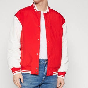 Chaqueta universitaria de lana roja con logotipo personalizado al por mayor para hombre, chaqueta Bomber de béisbol universitaria con bolsillos y botones y cierre - Product Image 1