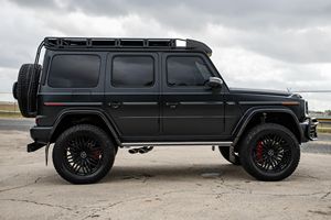 Mercedes-AMG G63 4x4² 2022 Usado en Excelentes Condiciones, 2,000 Millas, Motor V8 Twin-Turbo de 577 hp, Ejes de Portal, Sin Modificaciones - Product Image 3