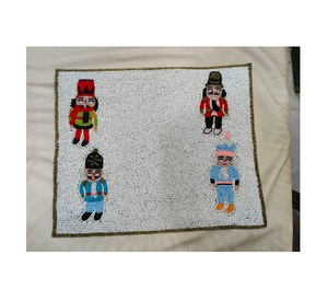 แผ่นรองจานงานปักหลากสีดีไซน์แฟนซีพร้อมรูปทรงที่เป็นเอกลักษณ์ - Product Image 4